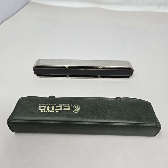 Vintage Hohner Echo Harmonica Silver Metal Body Original Green Carry Case Music - Picture 3 of 10